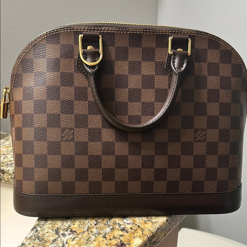Louis Vuitton Alma PM